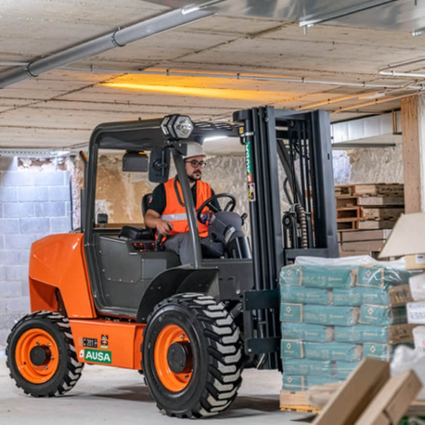 Geländestapler 2,5 Tonnen