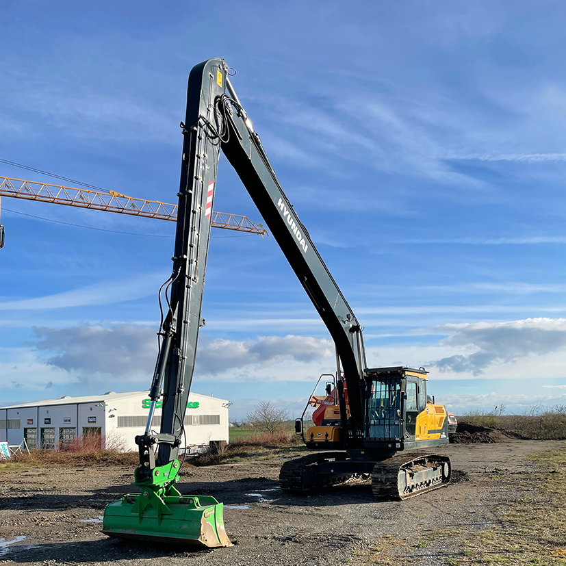 Böschungsraupenbagger